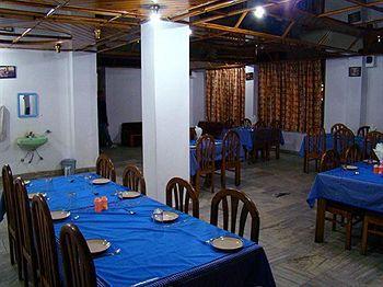 Chandermukhi Hotel Manāli Екстериор снимка